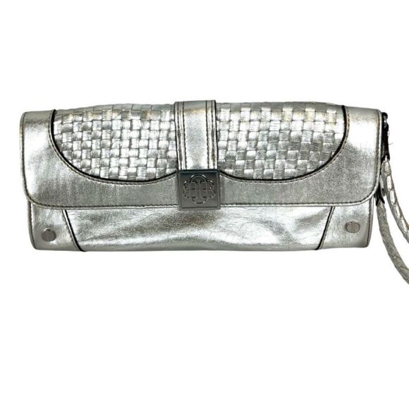Dana Buchman Silver Gunmetal Metallic Faux Leather Clutch Wristlet Handbag - Picture 1 of 9